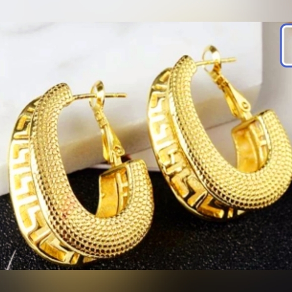18K Gold Plated Earrings - Picture 3 of 3